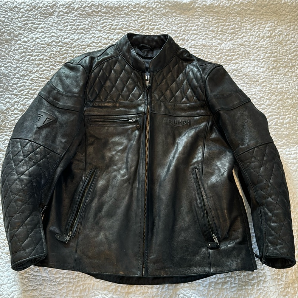 ♠️ Triumph ♠️ Leather Motorcycle Jacket - Size XL